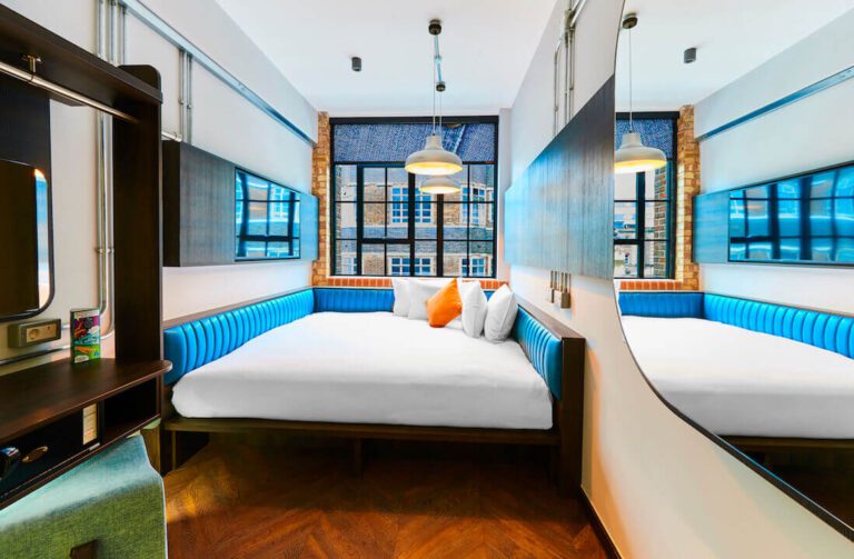 NEW ROAD HOTEL, WHITECHAPEL (1)