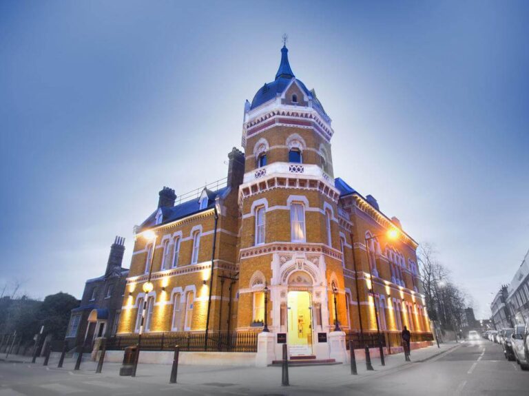 Poplar Hotel (2)