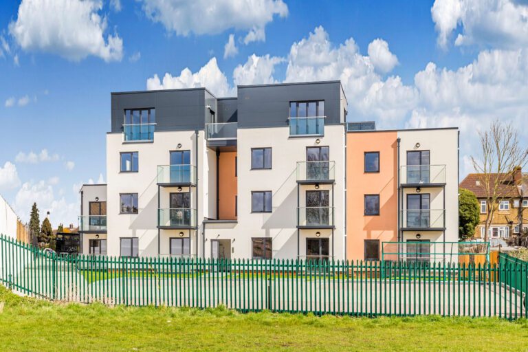 WILLOW COURT (4)